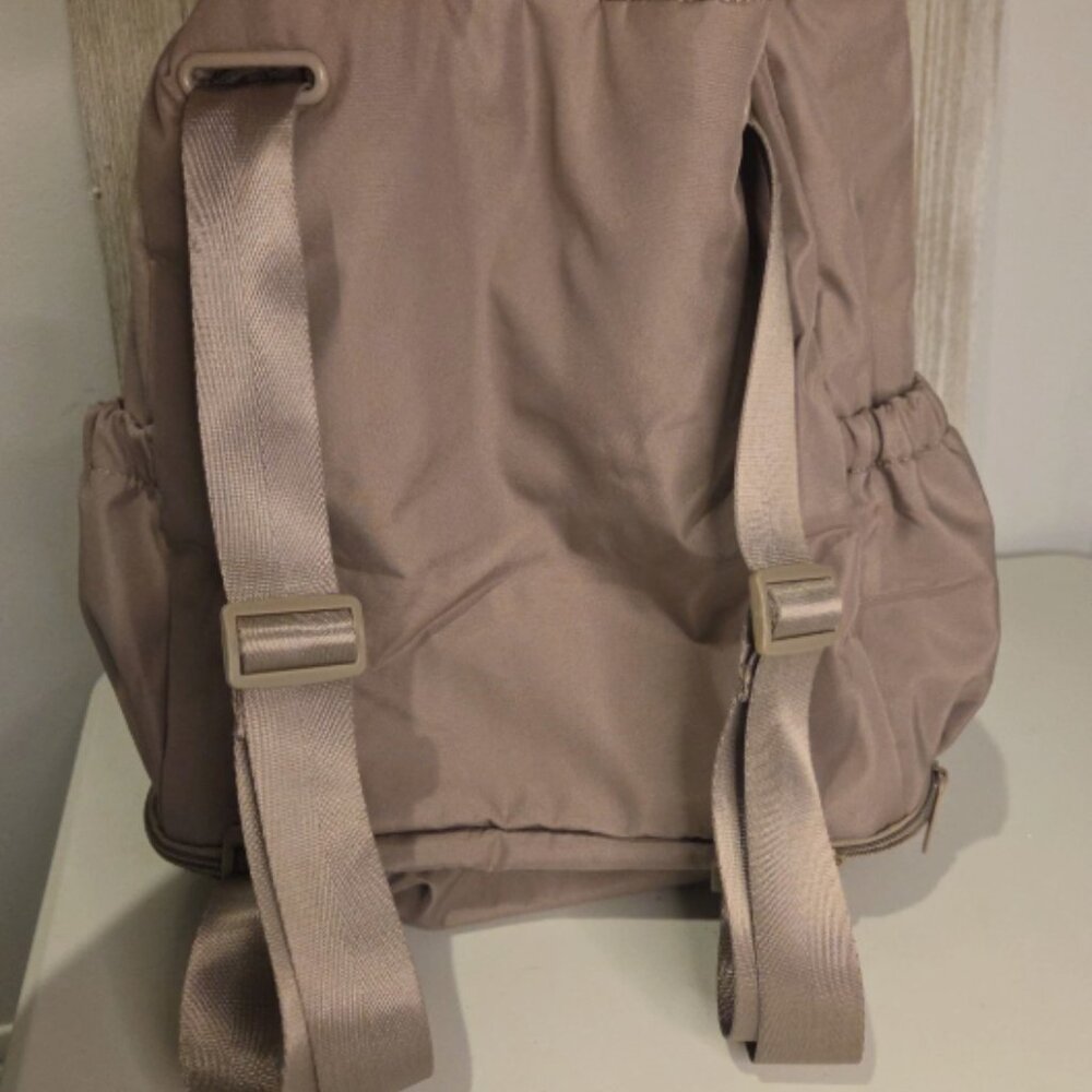 BEYOND YOGA Convertible Backpack Gym Bag Tote BIRCH (Taupe) - Picture 6 of 8